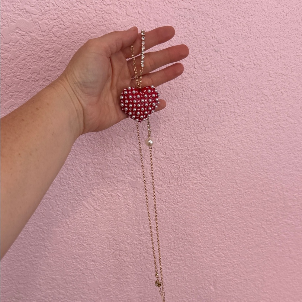 LONG Betsey Johnson Red Heart Pearl-Stud Pendant Necklace with Gold Chain - Picture 5 of 6